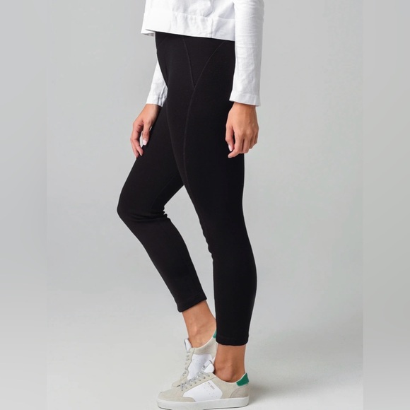 UGG Black Stretch Leggings - Smooth Fit M - Picture 2 of 6